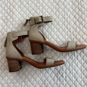 Women's Tan Block Heel Sandals